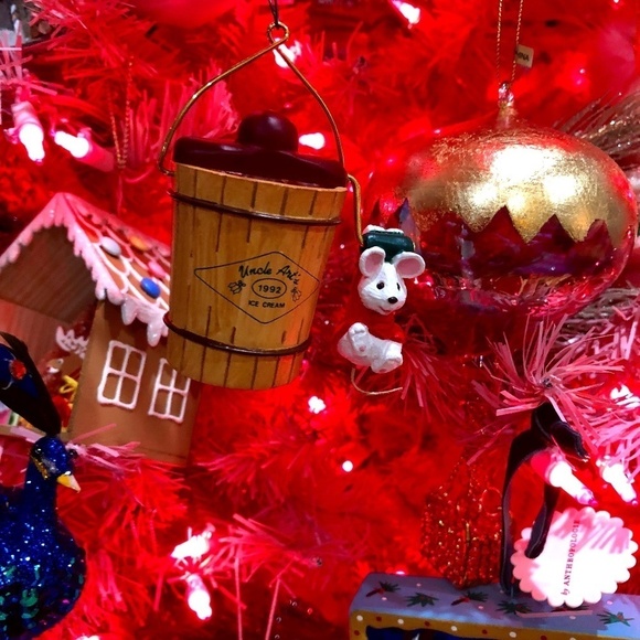 HALLMARK Keepsake Uncle Art's Ice Cream Ornament Vintage 1992 - Picture 1 of 9